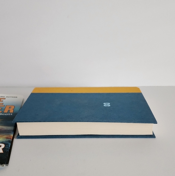 The Bootlegger 1st Edition by Clive Cussler Hardcover Book - Picture 4 of 8